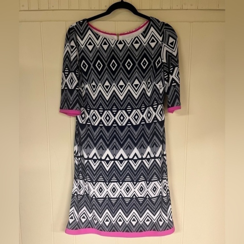 Eliza J geometric print with‎ pink trim midi dress